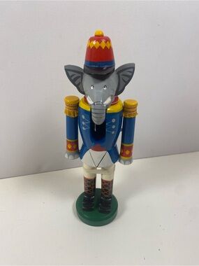 Vintage 1992 Swank Limited-Edition Wooden Elephant Nutcracker # Tag &  Box